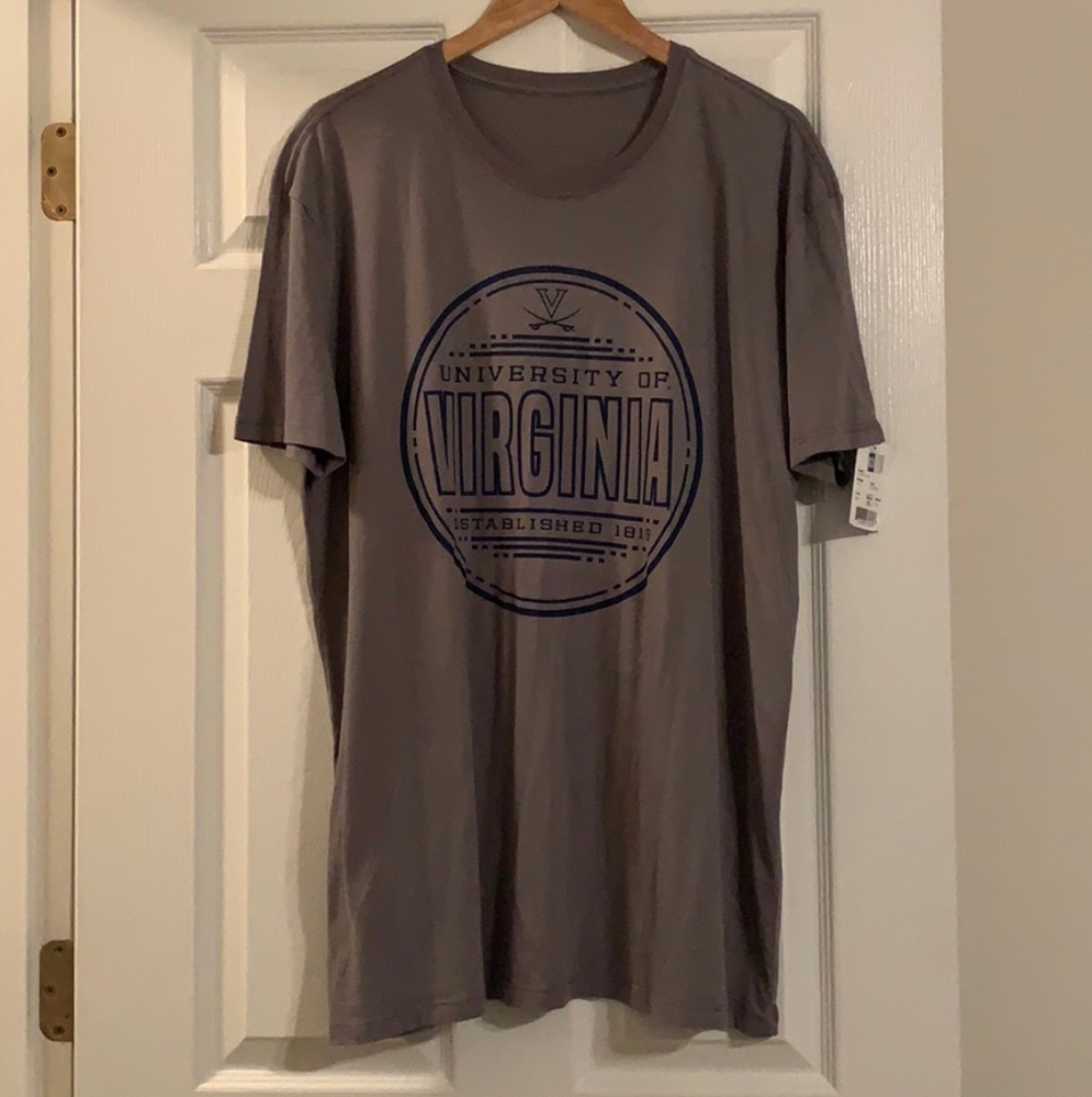 NWT UVA T-shirt